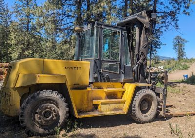 Dead or Alive Auto Recycling Ltd | Hyser Forklift